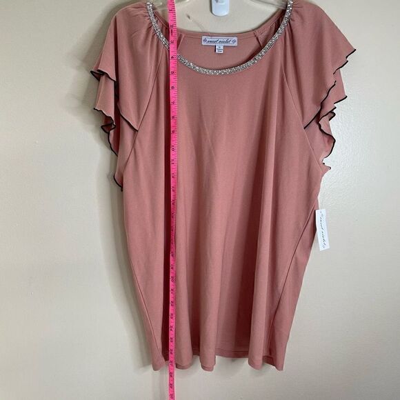 New! Sweet Violet| Rhinestone neckline - Picture 3 of 9